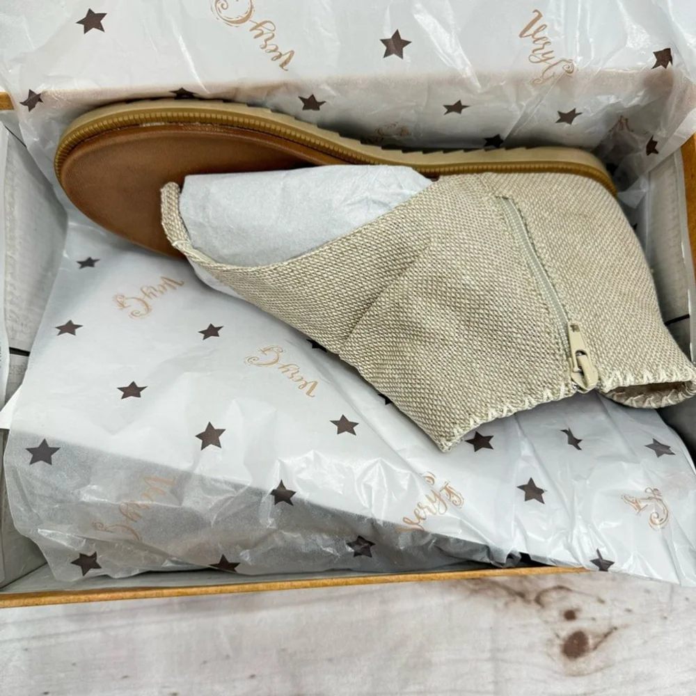 NEW Very G Alexander in Natural Tan Canvas Raw Edge Flat Thong Sandals
